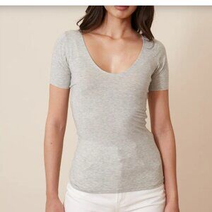 Numi Signature tank top with short sleeves and scoop neck size small GRAY